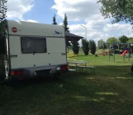 Ponycamping 's Gravenhof אתר קמפינג