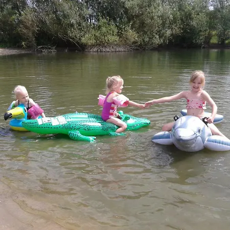 Ponycamping 's Gravenhof אתר קמפינג